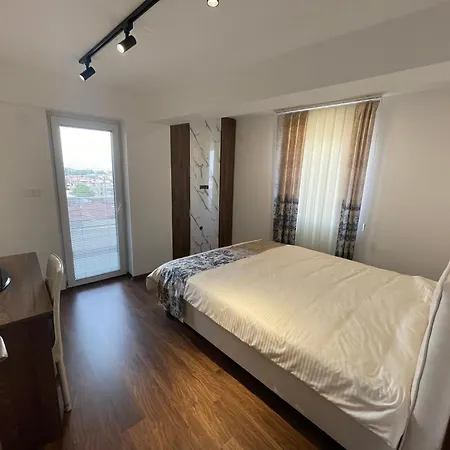 Kale Luxury Apartment Skopje