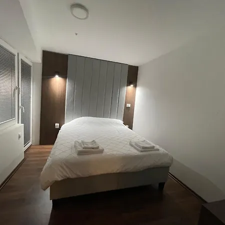 Kale Luxury Apartment Skopje